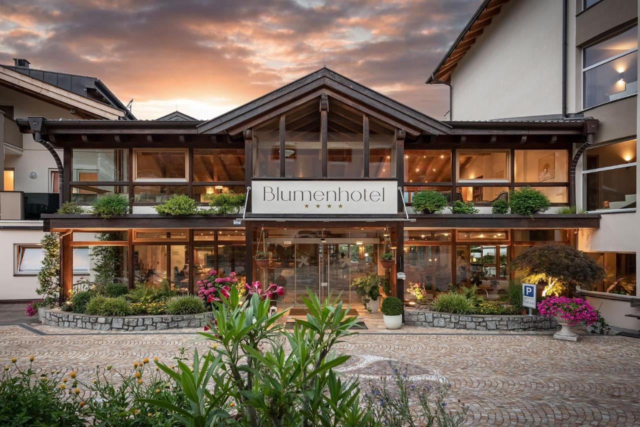 Baumgartner's Blumenhotel Schenna